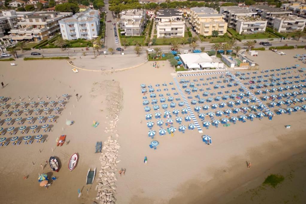Appartamento Incantevole Fronte Mare Villa Rosa Di Martinsicuro Exterior foto